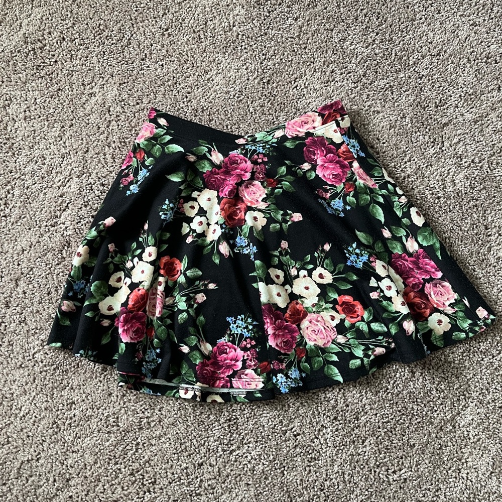 Forever 21 skirt